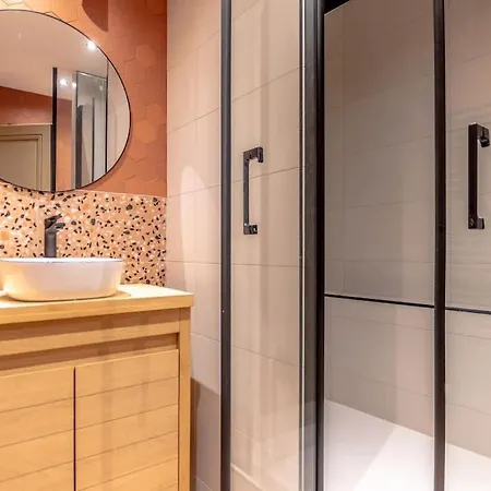 La Les Lauriers, 150 M De La Mer, Grimaud, Golfe De St Tropez Вилла