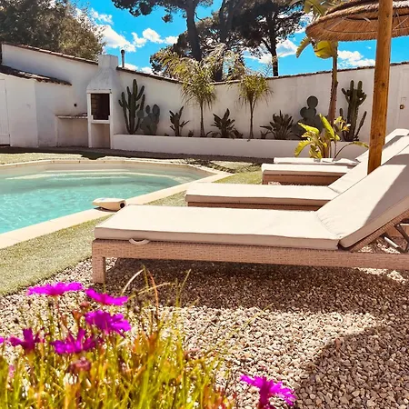 La Les Lauriers, 150 M De La Mer, Grimaud, Golfe De St Tropez *